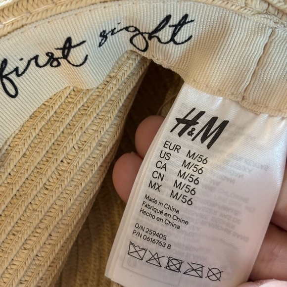 H&M Floppy Beach Sunhat - Picture 7 of 8